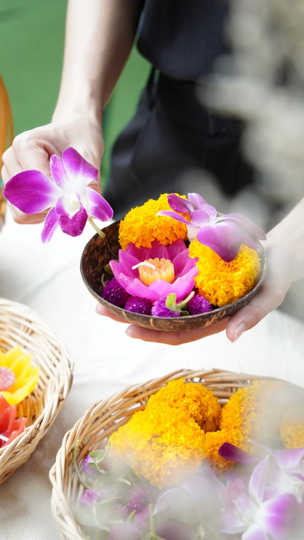 Eco-Friendly Loy Krathong