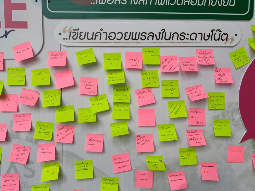 Keep Smile Together: JAS Green Village and the Department of Forestry Distribute Tree Saplings to Mall Customers