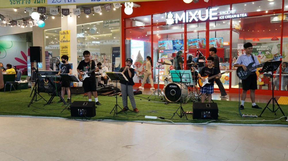 Maa Len Gun Ther Music Show