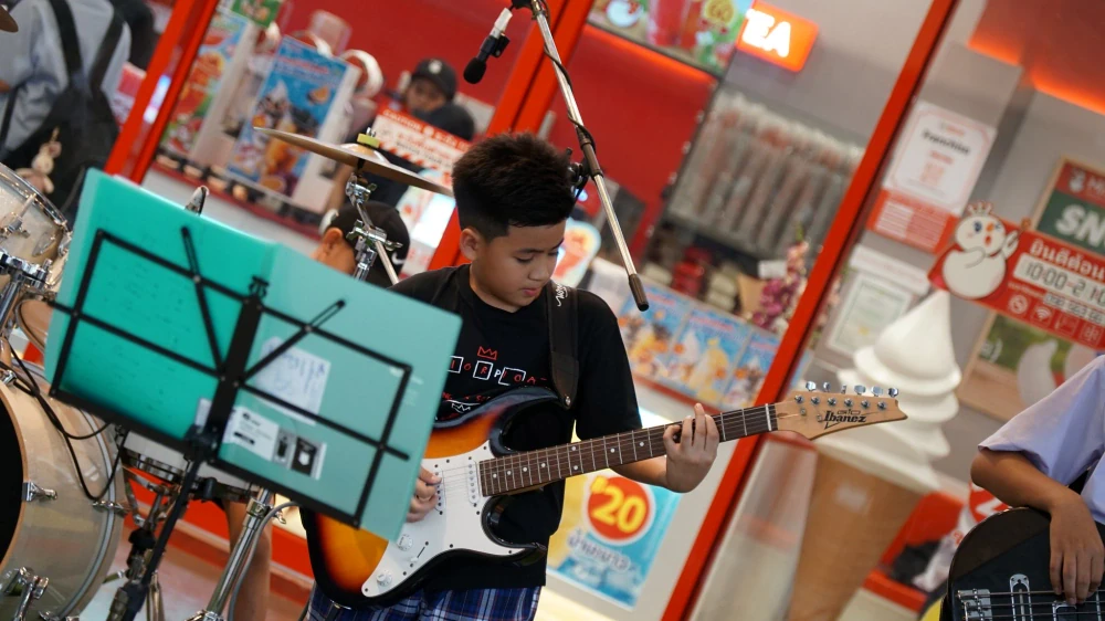 Maa Len Gun Ther Music Show